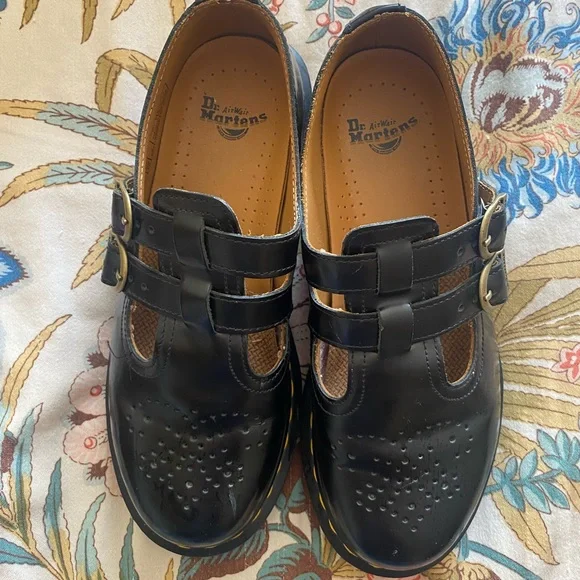 Dr. Martens Mary Janes EUC (Size 7) - Picture 2 of 10